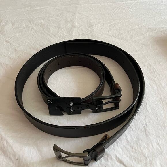 Calvin Klein Belts 2pc 1 Brown 1 Black Metal Buckles Sz 38 - Picture 1 of 7